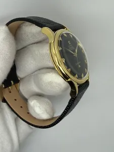 Omega Constellation De Luxe 33.5mm 18ct Gold Black Pie Pan Dial Reference 2700SC – Vintage Box – 1952