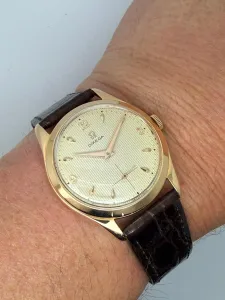 Omega 36mm 18ct Rose Gold Calibre 265 Striped Dial Reference 2619 – Vintage Box – 1950