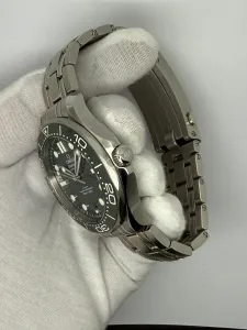 Omega Seamaster Diver 300M 42mm Stainless Steel Green Dial & Bezel 210.30.42.20.10.001 2025